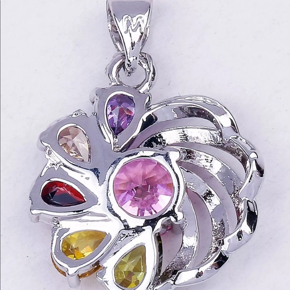 Ruby topaz zircon flower amethyst pendant - Picture 2 of 2